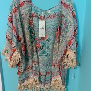 Baluoke Kimono, floral with fringe trim.